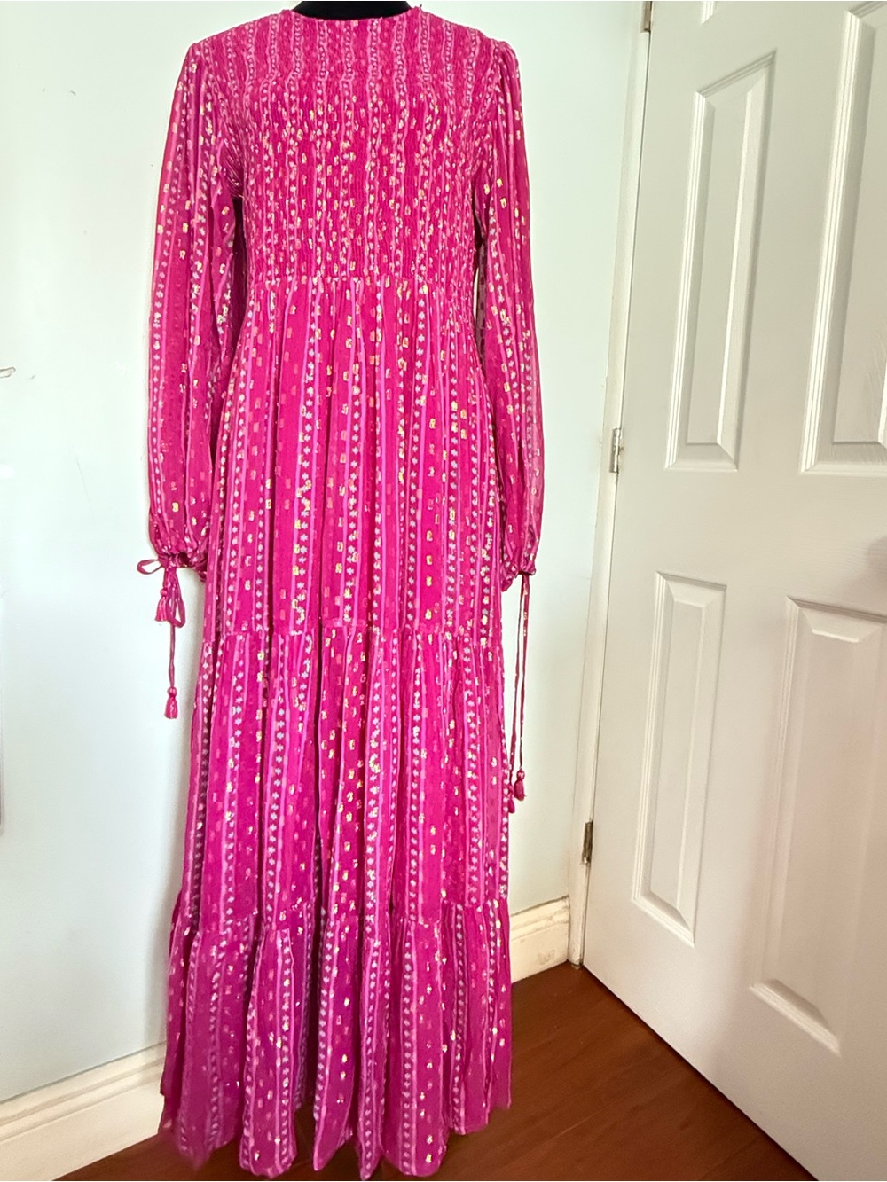 Oliphant Wine-Red Printed Maxi Dress with Long Sleeves - Picture 10 of 15